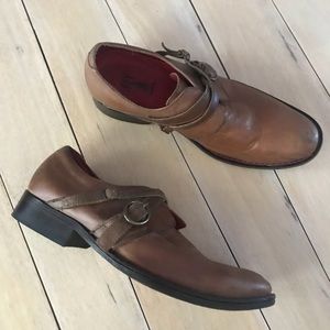 fly london dress shoes